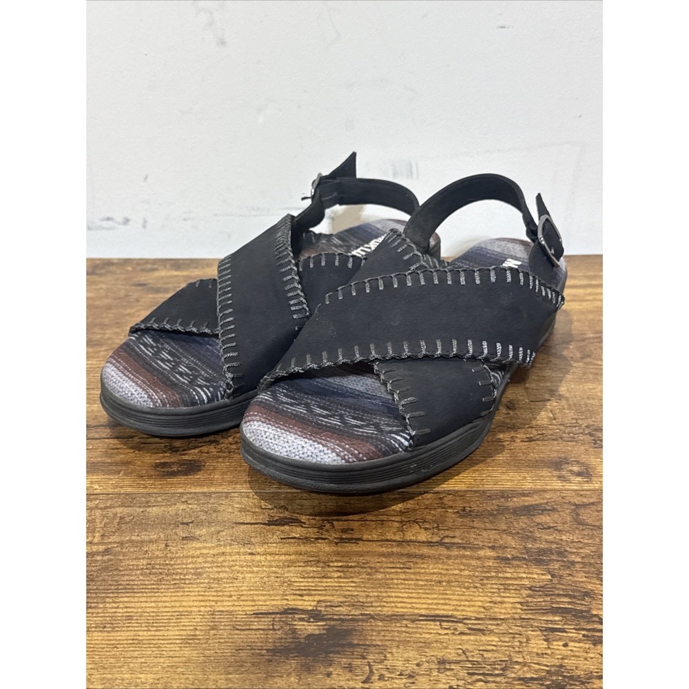MUK LUKS | Black Blanket Stitch Crisscross City High-Rise Sandal Women Size 10